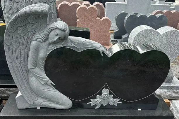 angel-hearts-monument-sculpture